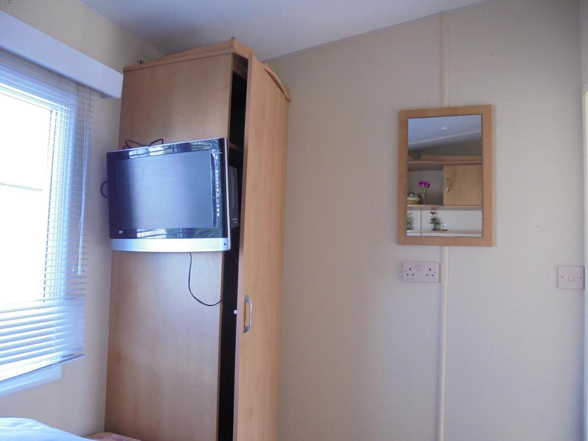 6 Berth Heated On The Chase Apartment Skegness Bagian luar foto