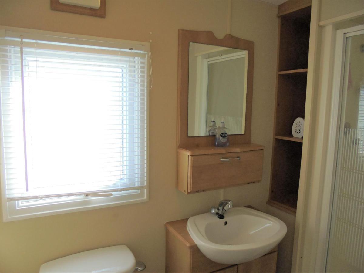 6 Berth Heated On The Chase Apartment Skegness Bagian luar foto